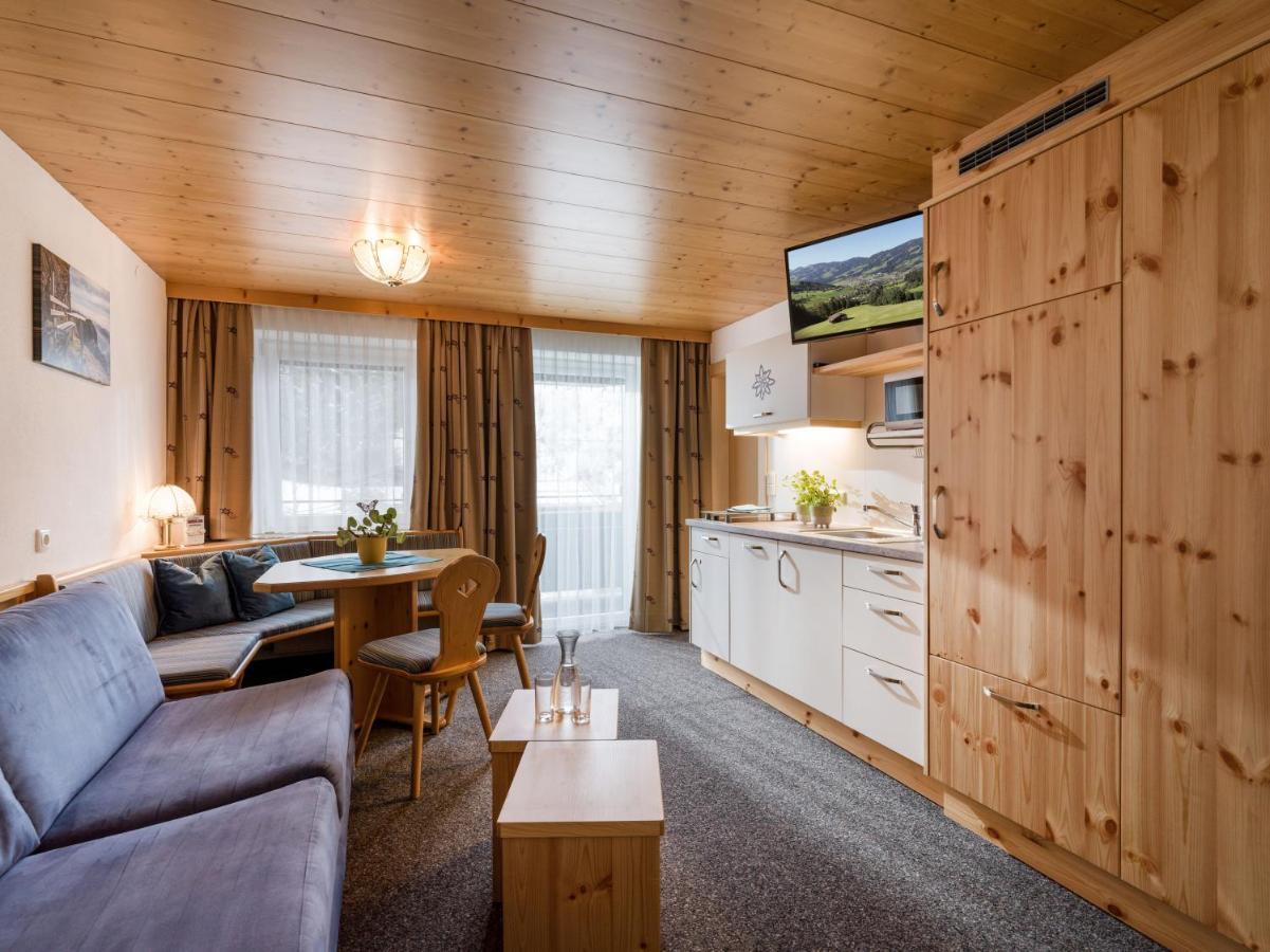 Gaestehaus Roland Kirchberg in Tirol Buitenkant foto