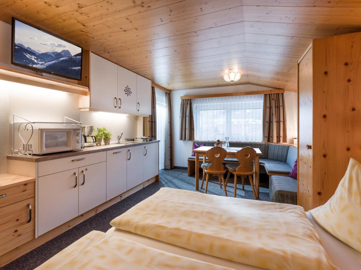 Gaestehaus Roland Kirchberg in Tirol Buitenkant foto