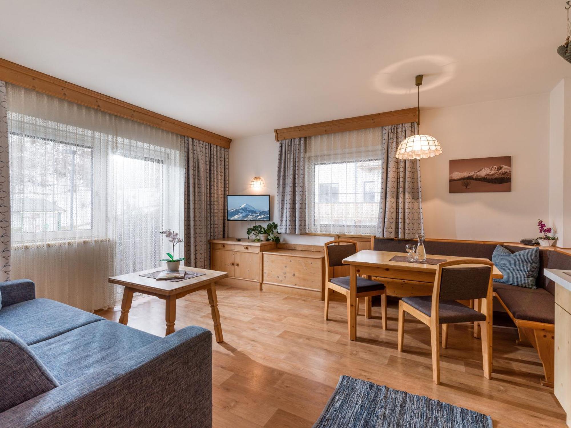 Gaestehaus Roland Kirchberg in Tirol Buitenkant foto