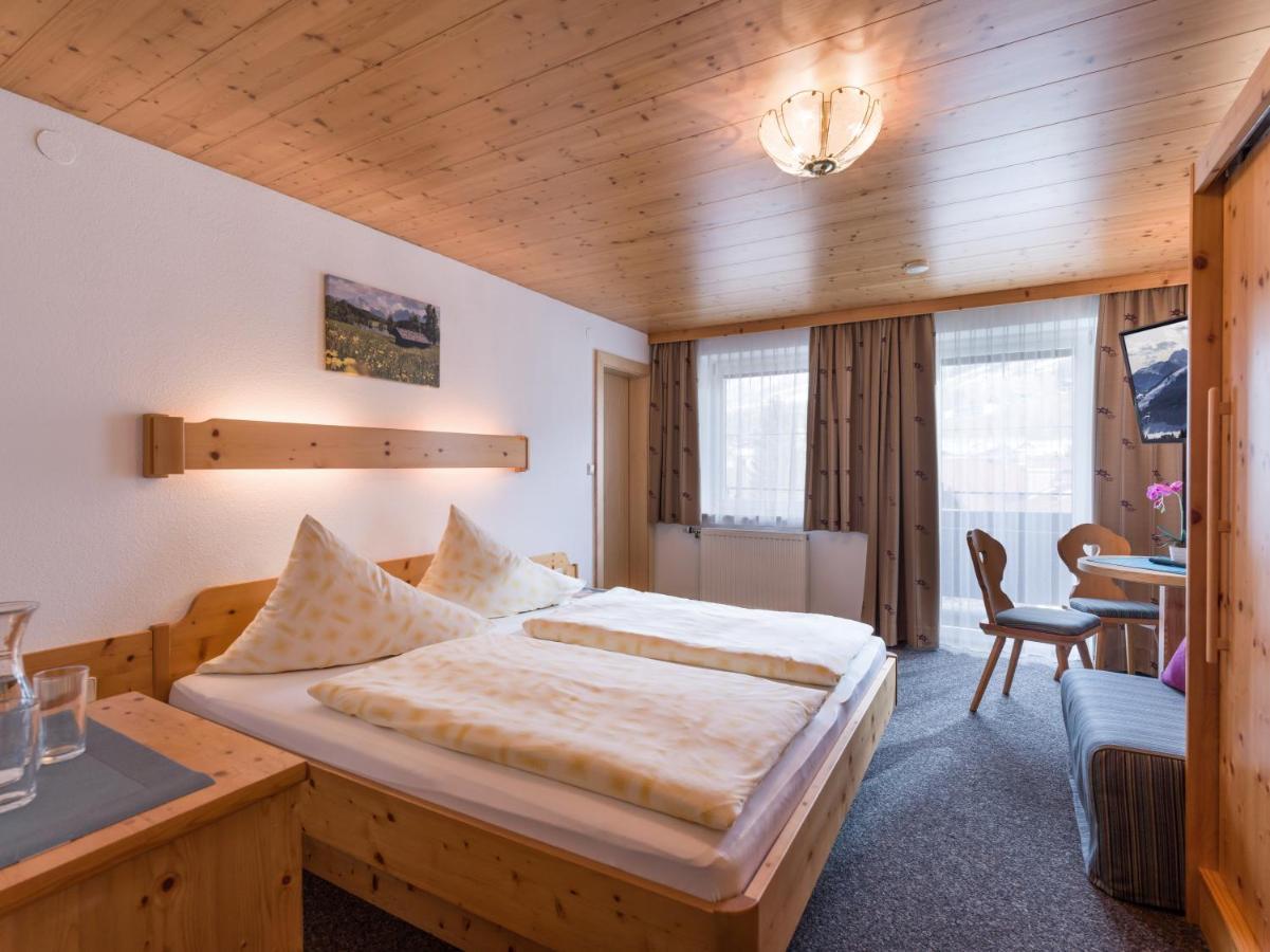 Gaestehaus Roland Kirchberg in Tirol Buitenkant foto